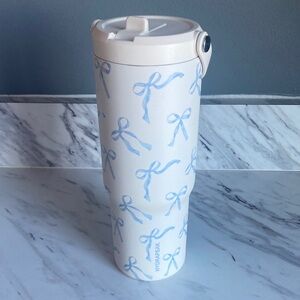 Hydrapeak White Tumbler with Blue Bows Ribbon Design